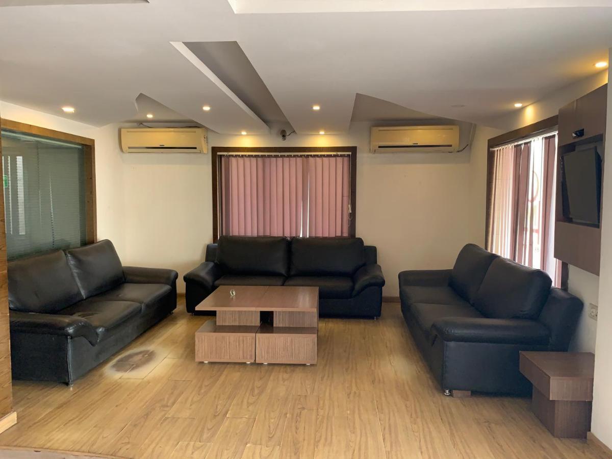 Hotel Half Moon شيناي المظهر الخارجي الصورة