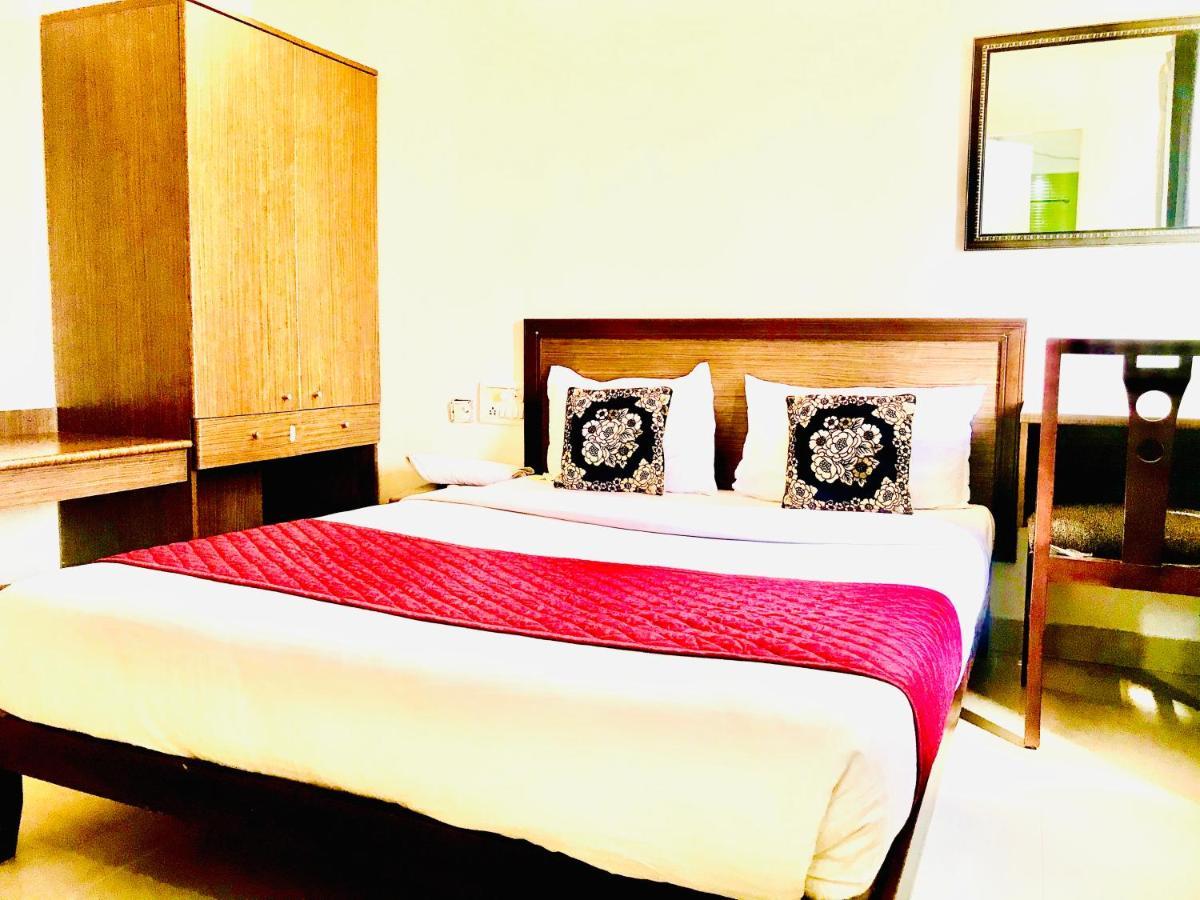 Hotel Half Moon شيناي المظهر الخارجي الصورة